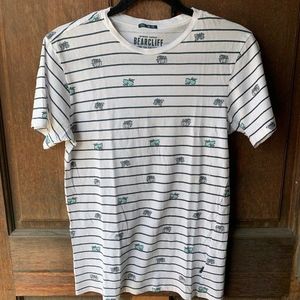 Bearcliff tee with cameras glasses and stripes